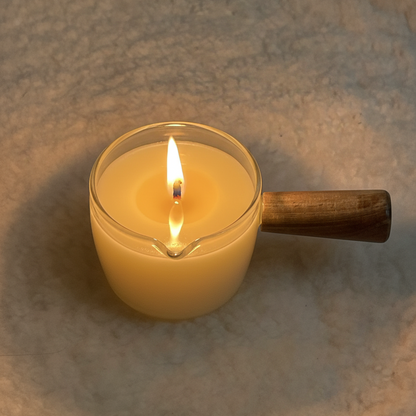 MOISTURIZING CANDLE